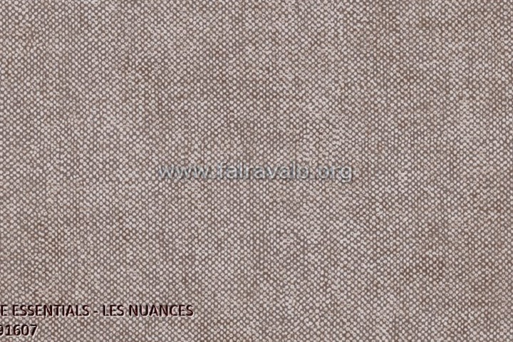 ESSENTIALS - LES NUANCES